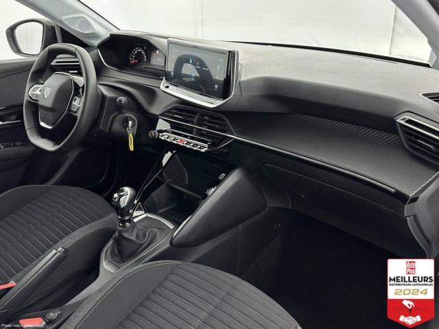Peugeot 208 image 1