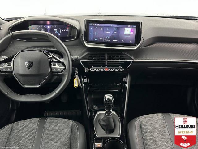 Peugeot 2008 image 2