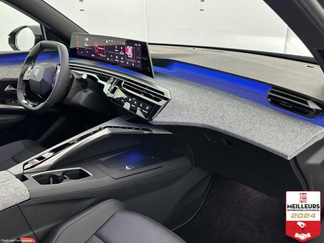 Peugeot 5008 image 1