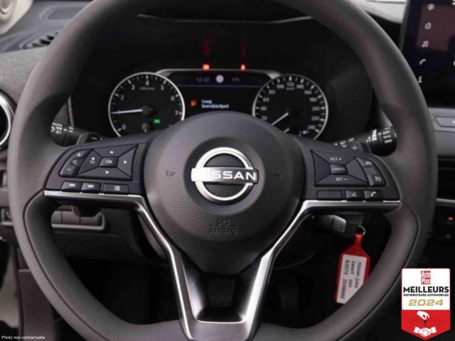 Nissan Juke image 8
