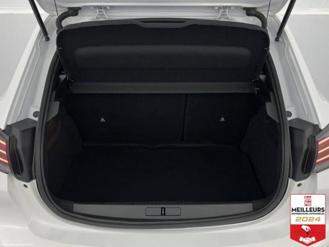 Peugeot 208 image 6