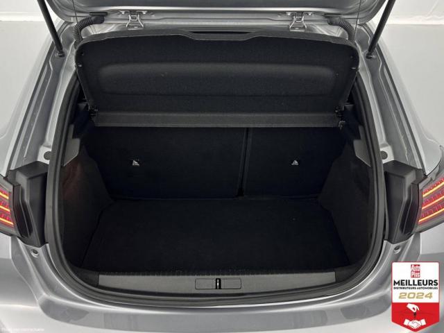 Peugeot 208 image 7
