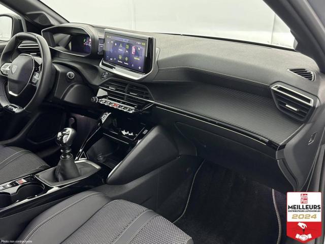 Peugeot 208 image 9