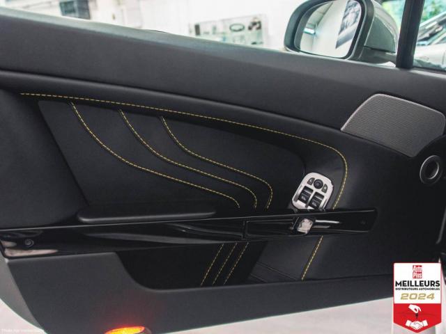 Aston Martin Vantage image 1