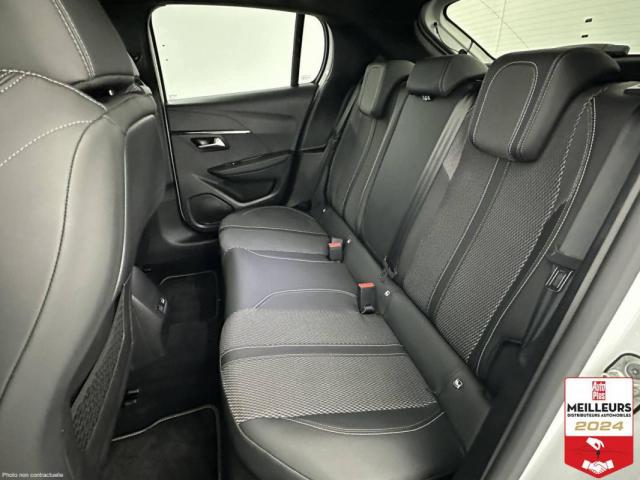 Peugeot 208 image 2