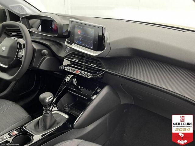 Peugeot 208 image 1