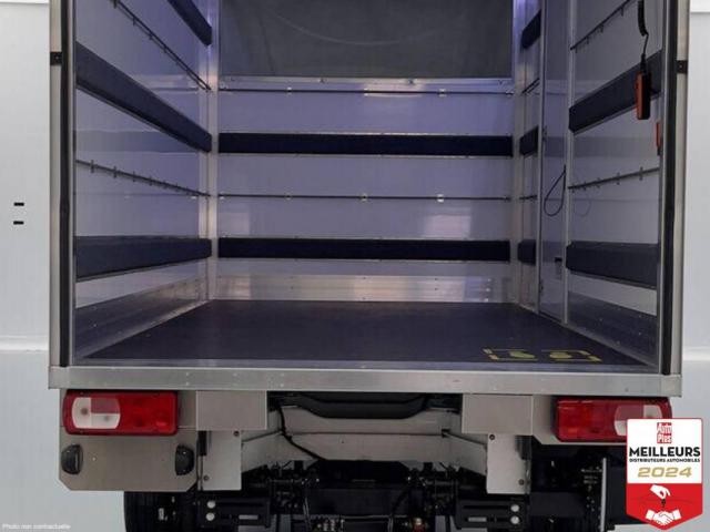 Volkswagen Crafter image 6