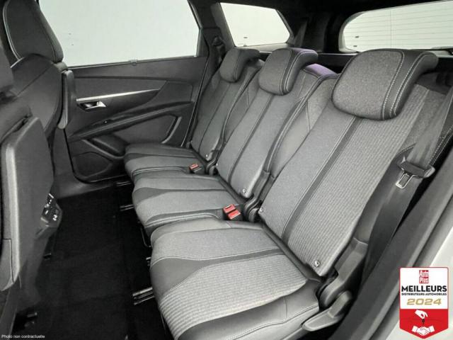Peugeot 5008 image 2