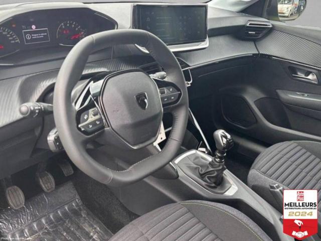 Peugeot 208 image 9