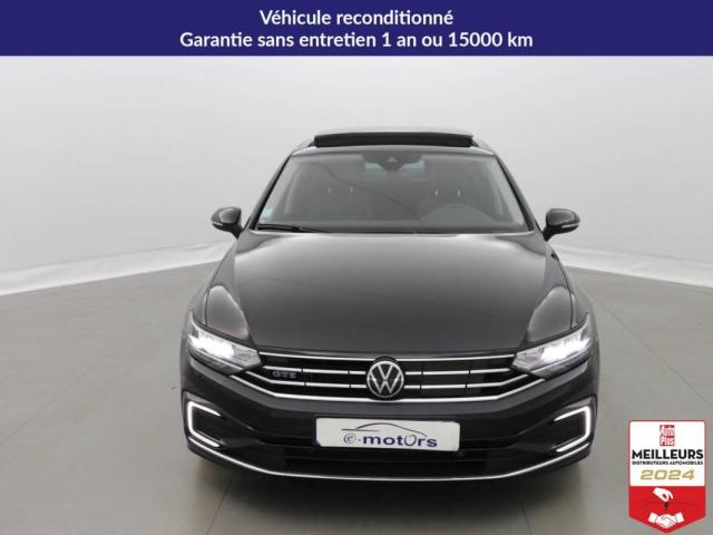 Volkswagen Passat image 2