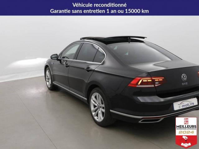 Volkswagen Passat image 7
