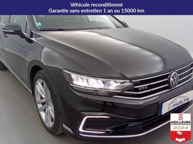 Volkswagen Passat image 1