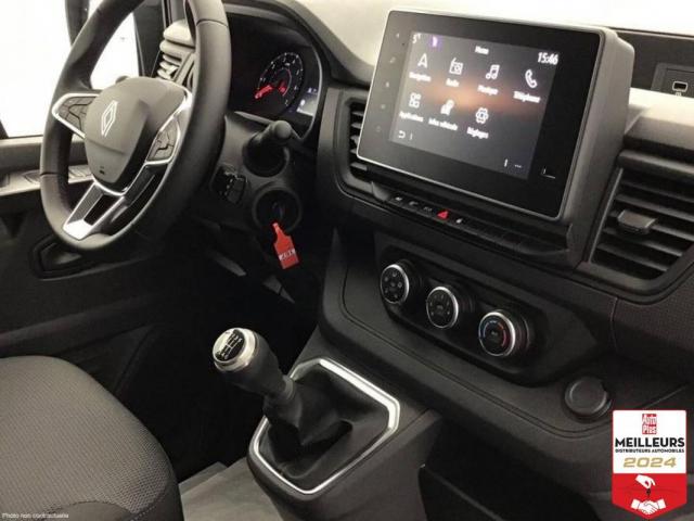 Renault Trafic image 3