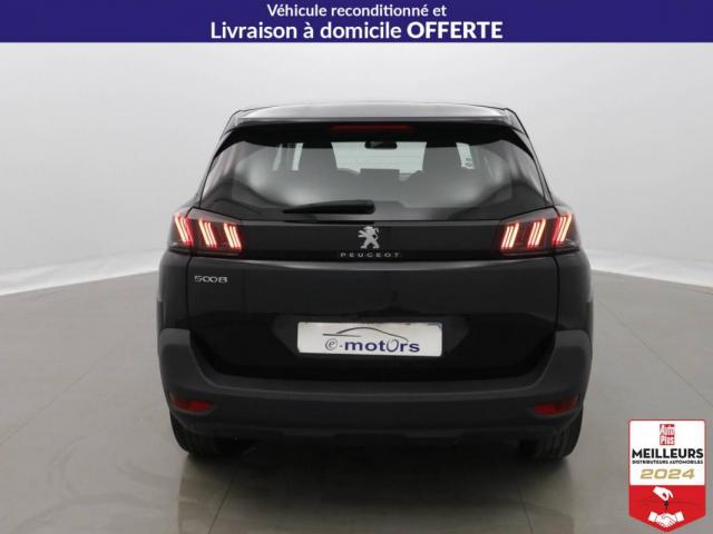 Peugeot 5008 image 1