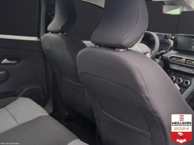 Dacia Sandero image 1