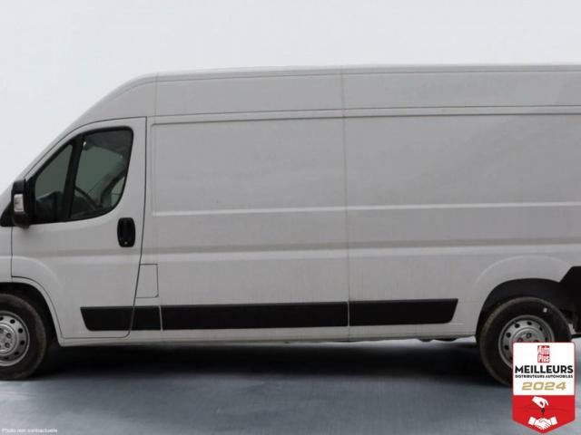 Peugeot Boxer image 2