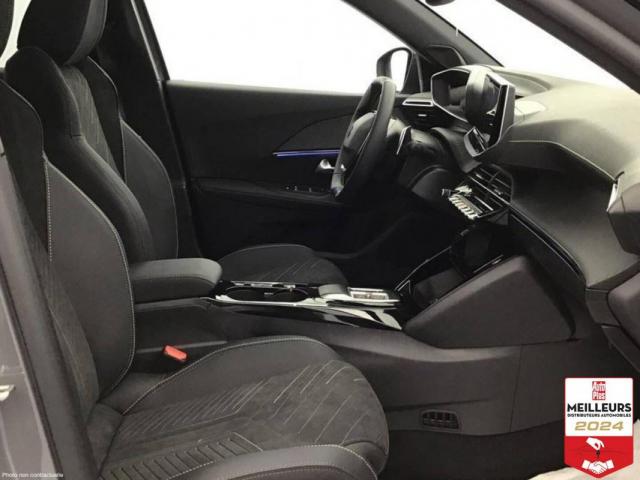Peugeot 2008 image 1