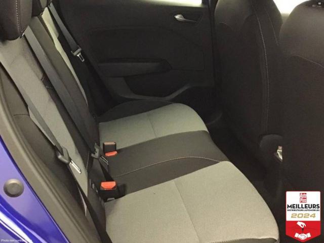 Renault Clio image 8