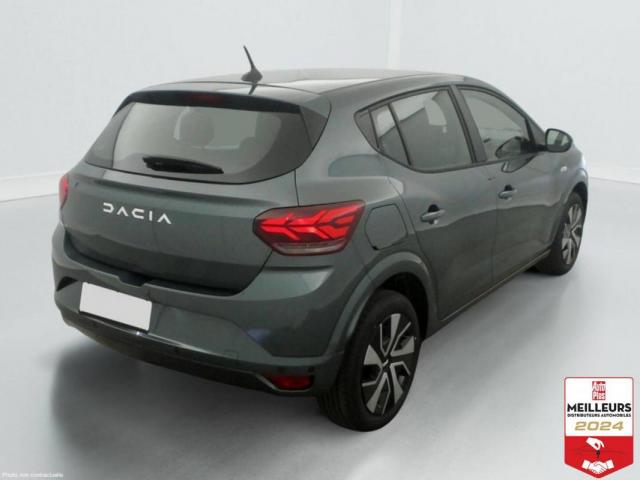 Dacia Sandero image 2