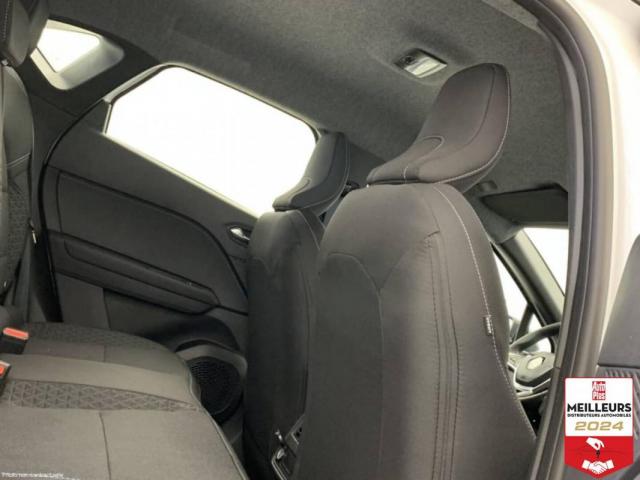Renault Captur image 9