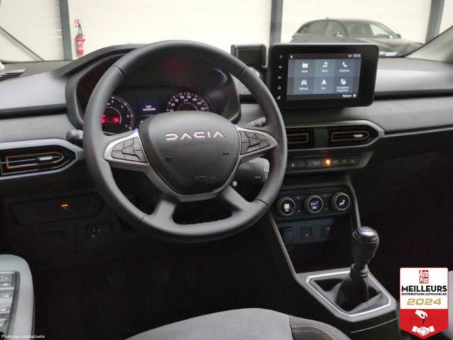 Dacia Sandero image 2