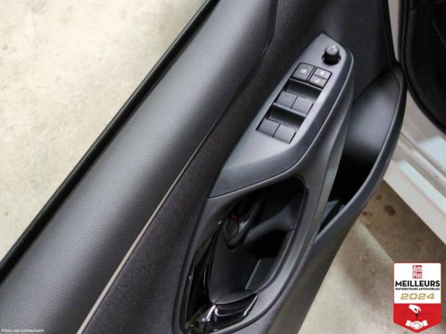 Toyota Yaris image 6