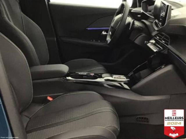 Peugeot 2008 image 2