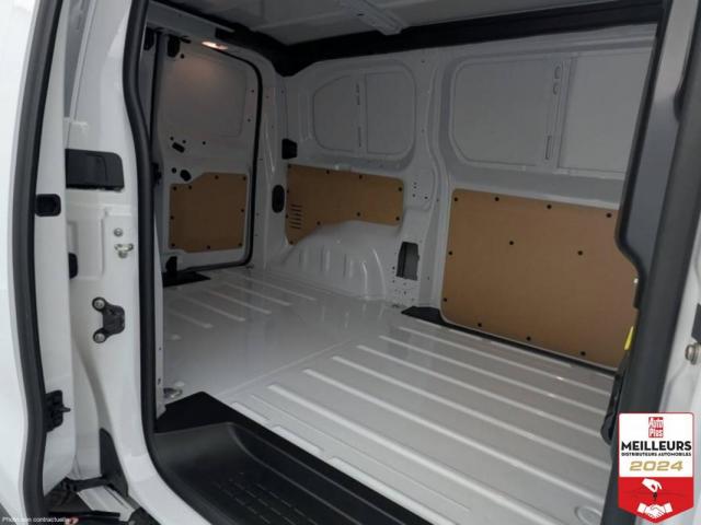 Citroen Jumpy image 2