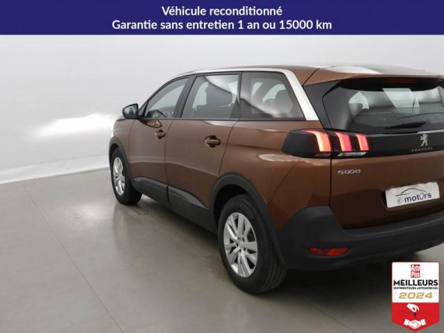 Peugeot 5008 image 1