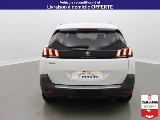 Peugeot 5008 image 2