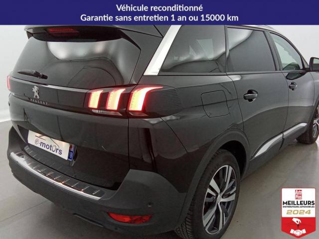 Peugeot 5008 image 1