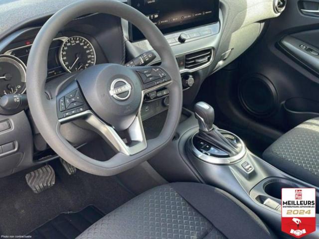 Nissan Juke image 9
