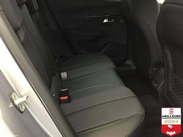 Peugeot 2008 image 8