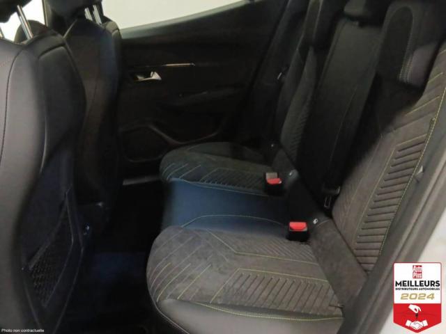 Peugeot 2008 image 9