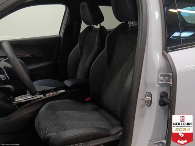 Peugeot 2008 image 1