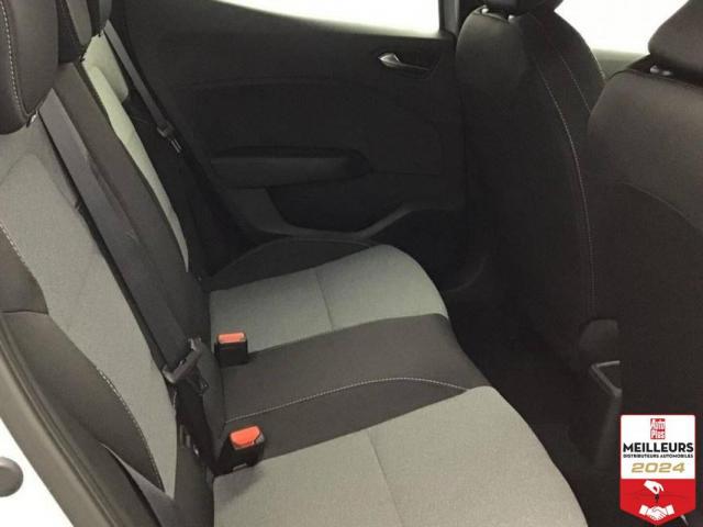 Renault Clio image 8