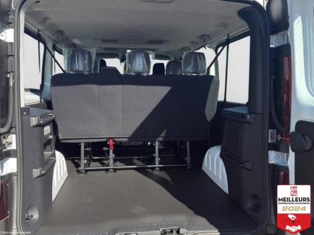 Renault Trafic image 1