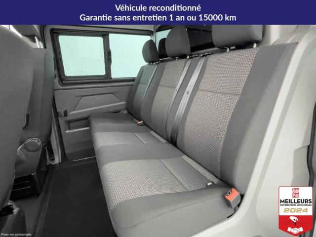 Volkswagen Transporter image 2