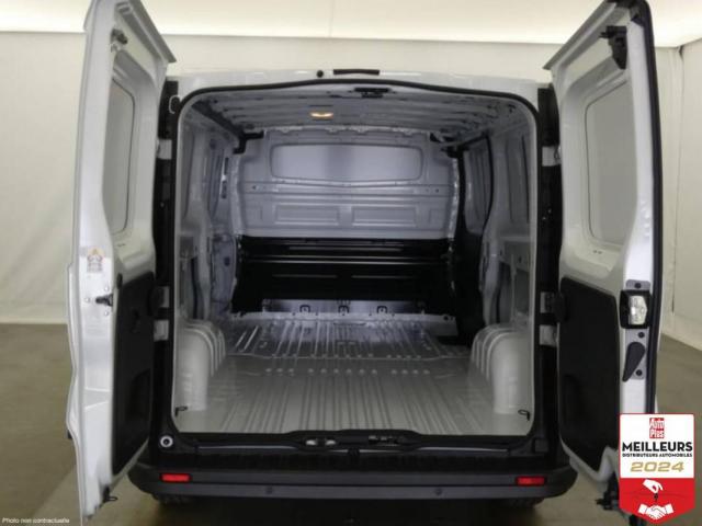 Renault Trafic image 3