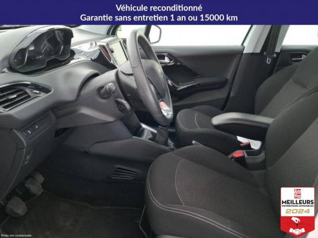 Peugeot 208 image 7