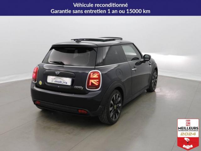 Mini Hatch image 3