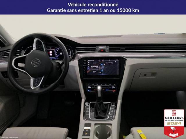 Volkswagen Passat image 6