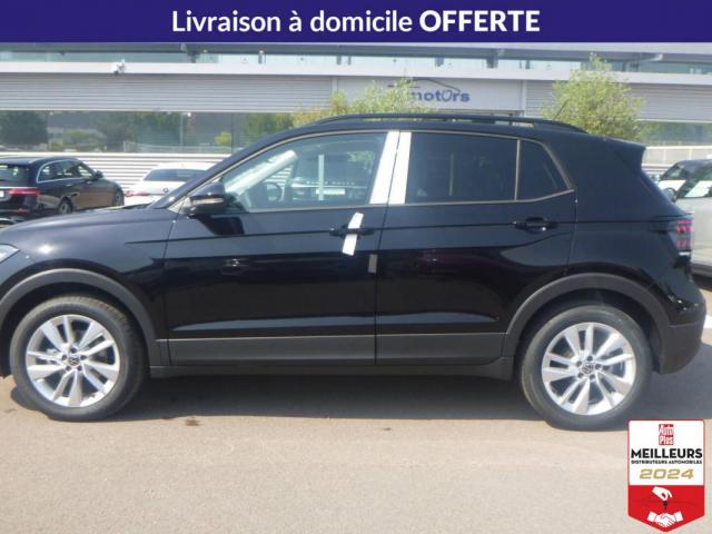 Volkswagen T-Cross image 2