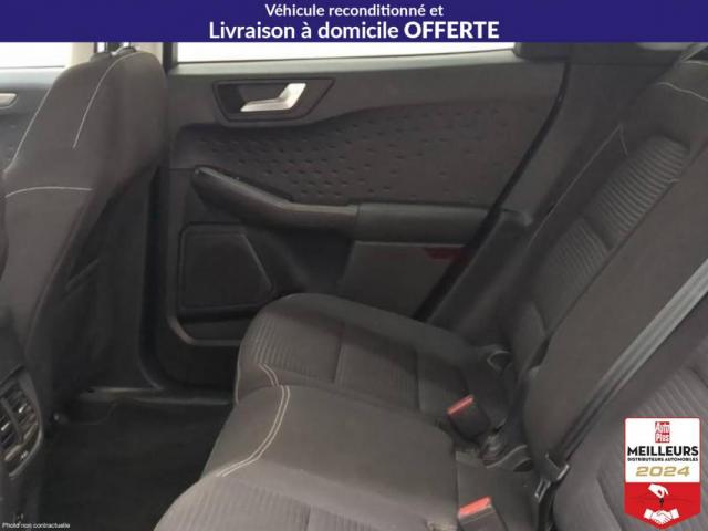 Ford Kuga image 3