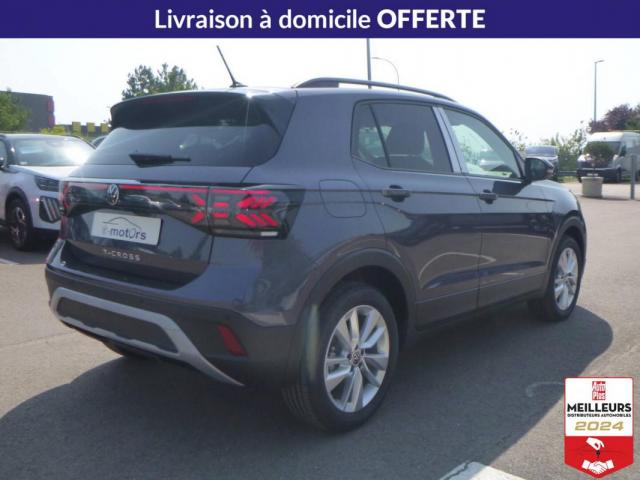 Volkswagen T-Cross image 8