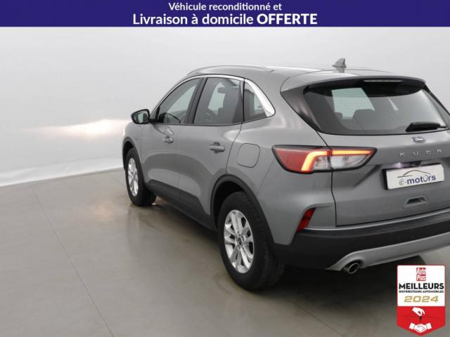 Ford Kuga image 8
