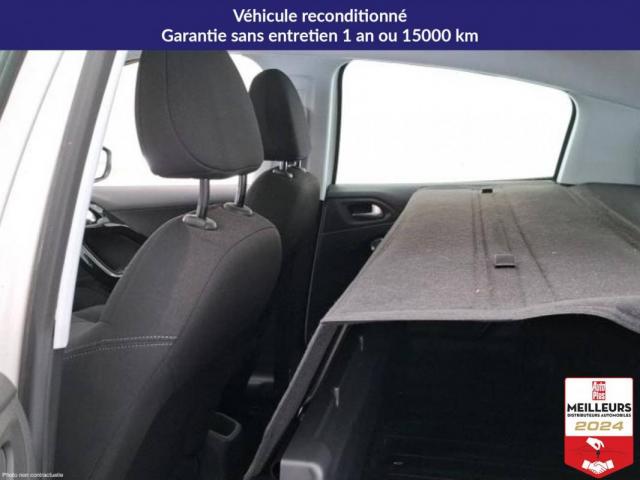 Peugeot 208 image 6