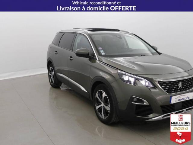 Peugeot 5008 image 1