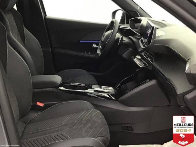 Peugeot 2008 image 3