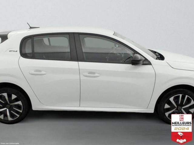 Peugeot 208 image 1